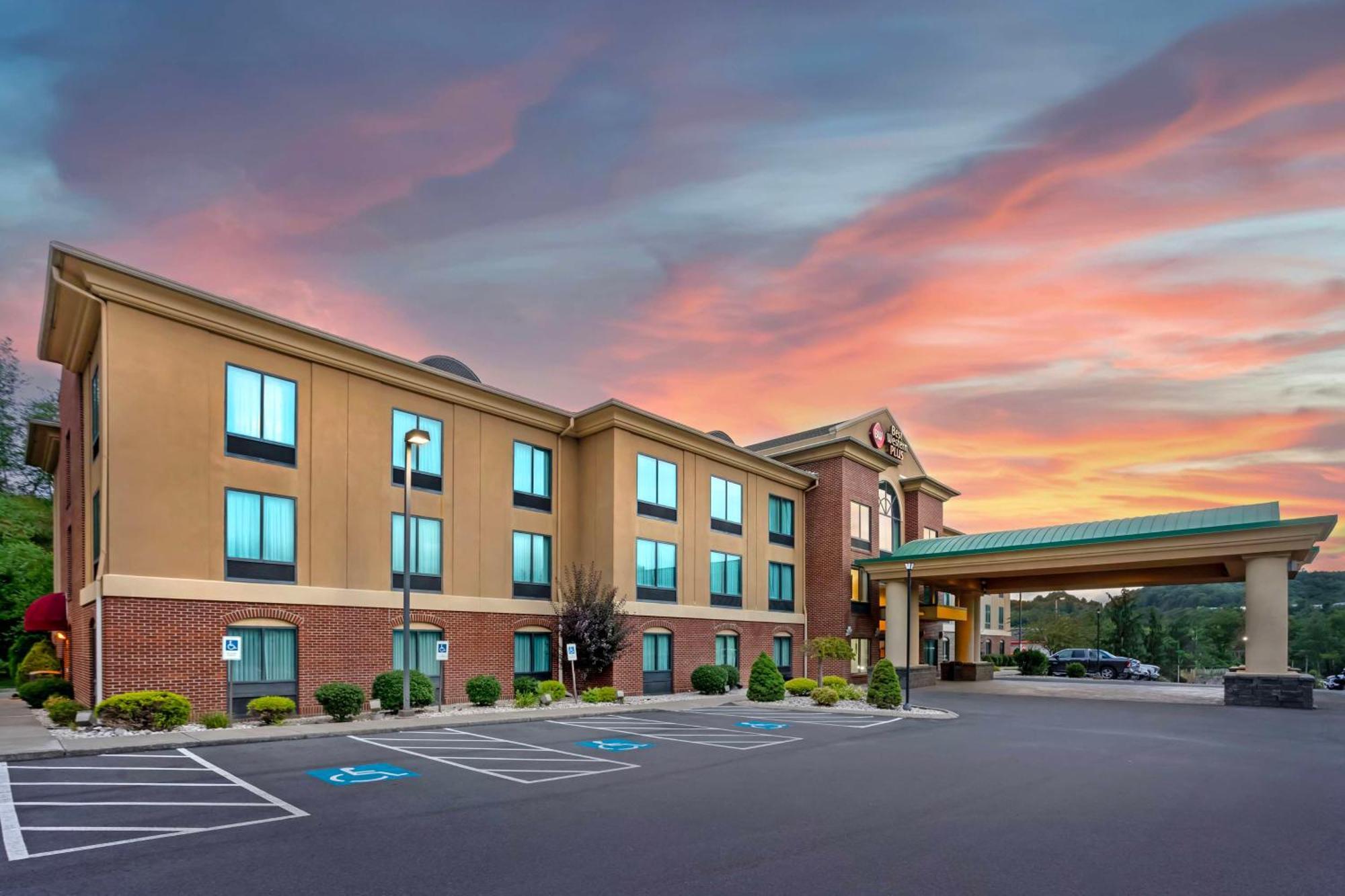 Best Western Plus Клірфілд Екстер'єр фото